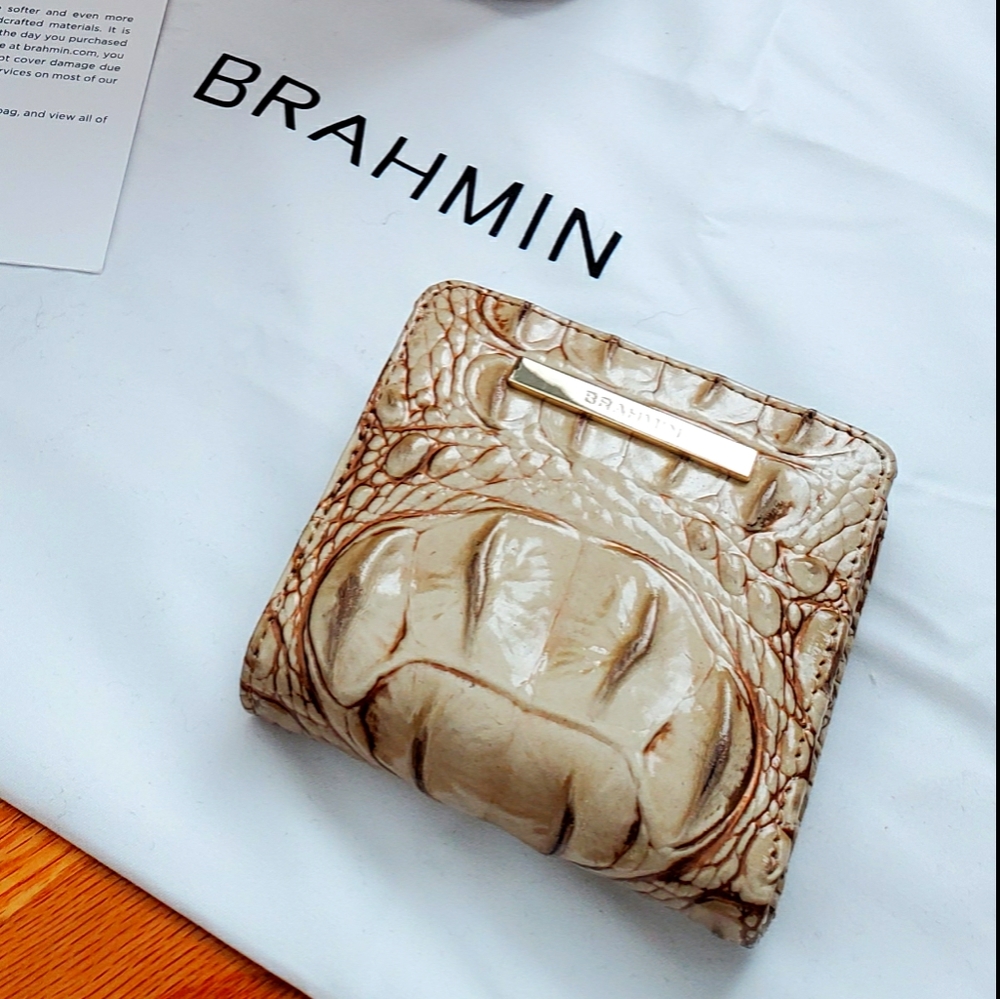 Brahmin Jane Melbourne Wallet in Honeycomb